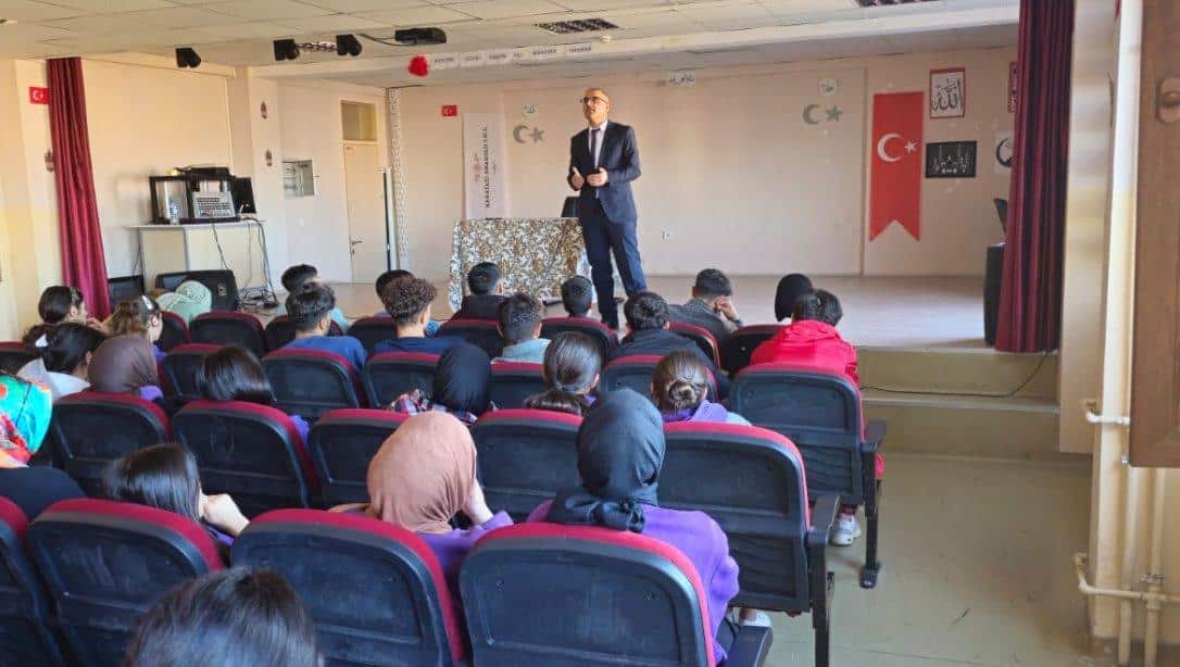 Karayazı Anadolu Lisesi 12. Sınıf Öğrencileri ile Söyleşi